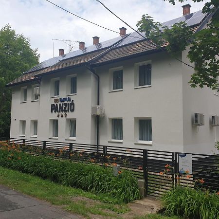 Kid Familia Panzio Balatonszarszo Bed and Breakfast Εξωτερικό φωτογραφία