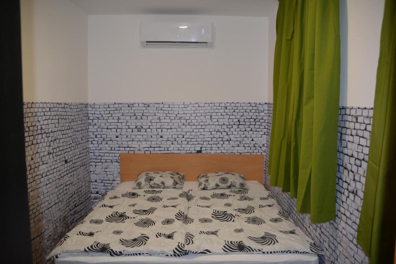 Kid Familia Panzio Balatonszarszo Bed and Breakfast Εξωτερικό φωτογραφία