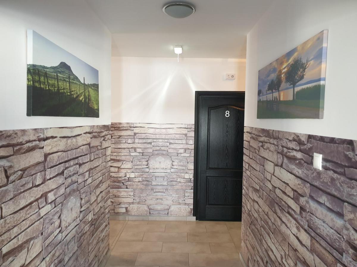 Kid Familia Panzio Balatonszarszo Bed and Breakfast Εξωτερικό φωτογραφία