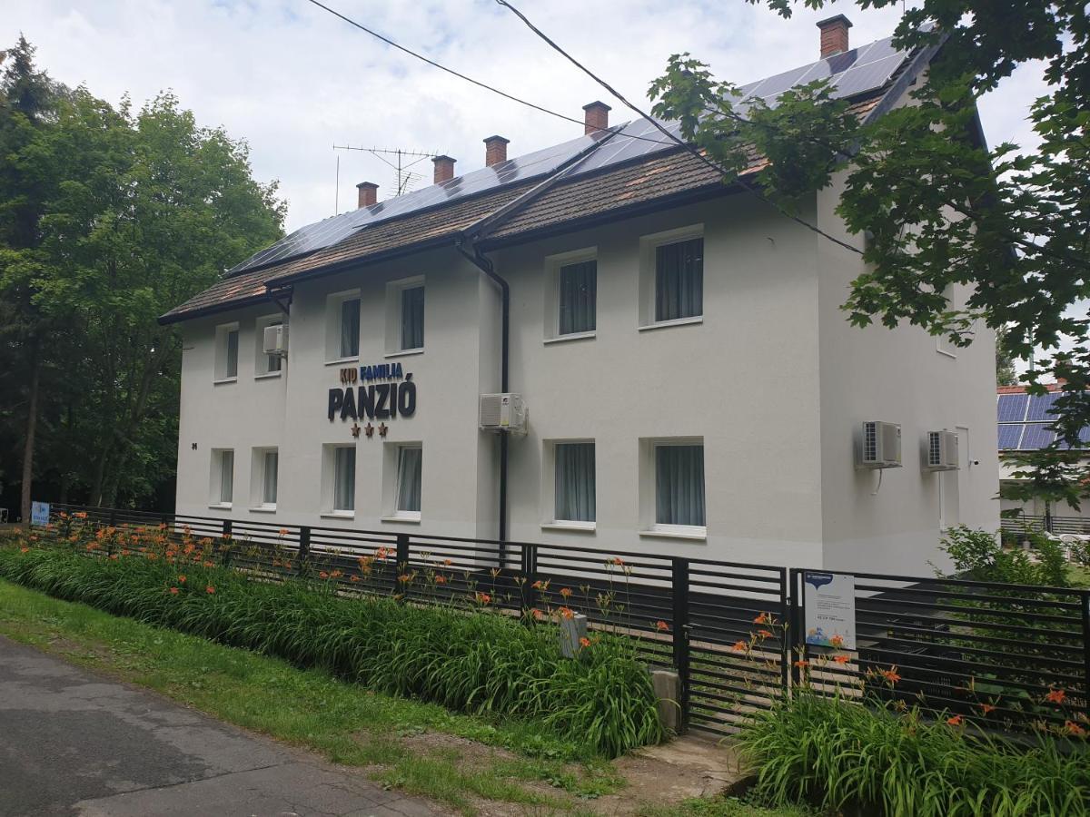 Kid Familia Panzio Balatonszarszo Bed and Breakfast Εξωτερικό φωτογραφία